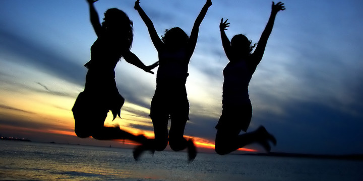 <h2>Dia da Mulher por um mundo menos machista</h2>Lembro que estava passando em uma rua do centro de São Paulo, onde diversos homens se acomodavam ... Dia da Mulher por um mundo menos machista